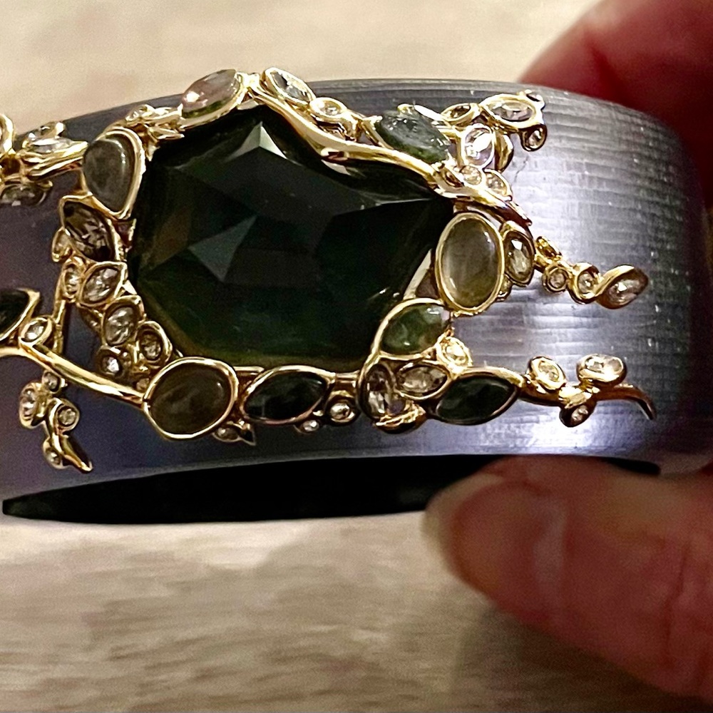 Last Minute Shopping is THE VERY BEST Minute with this Alexis Bittar bracelet.
